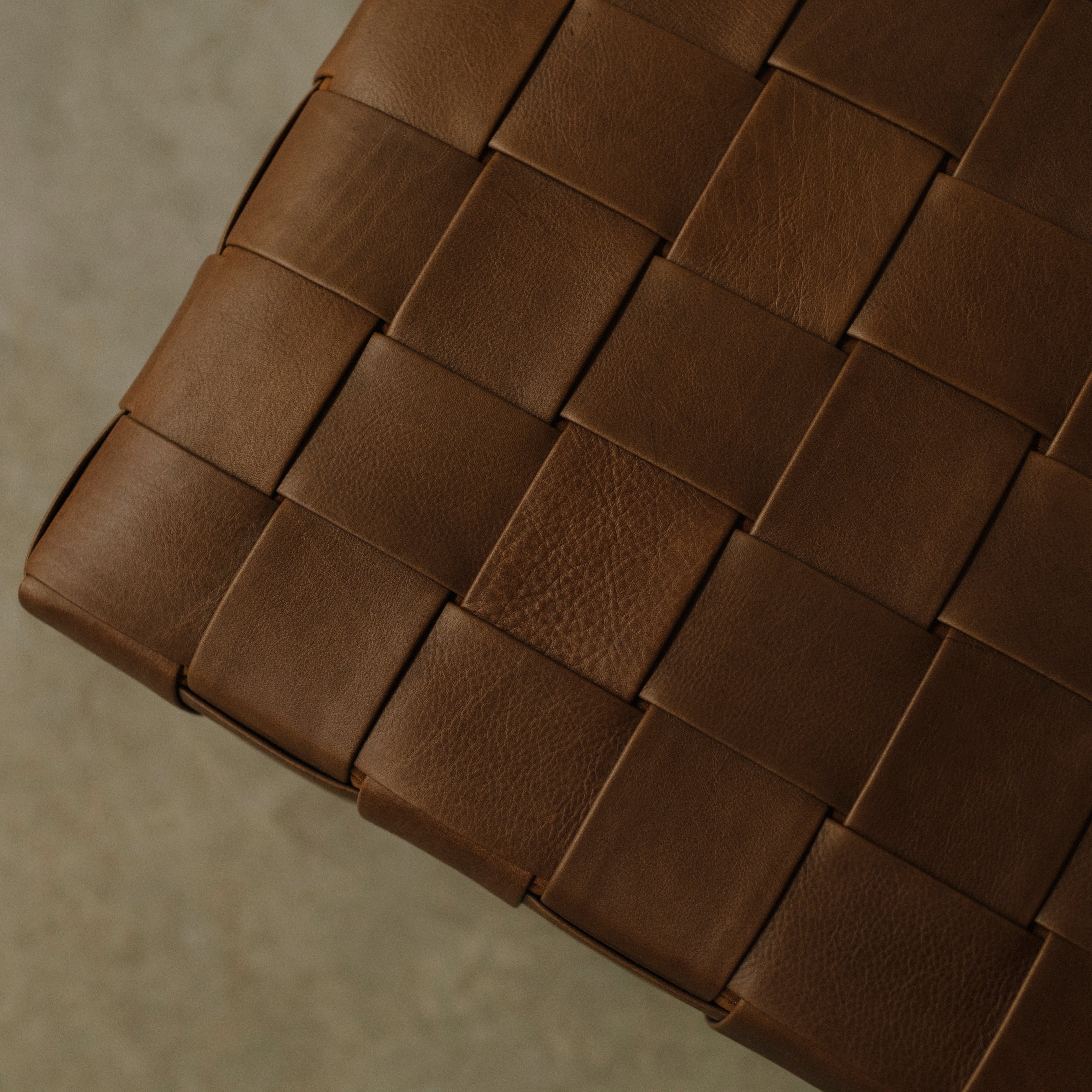 Taburete Trenzado Nah Sencillo Personalizado con Charola