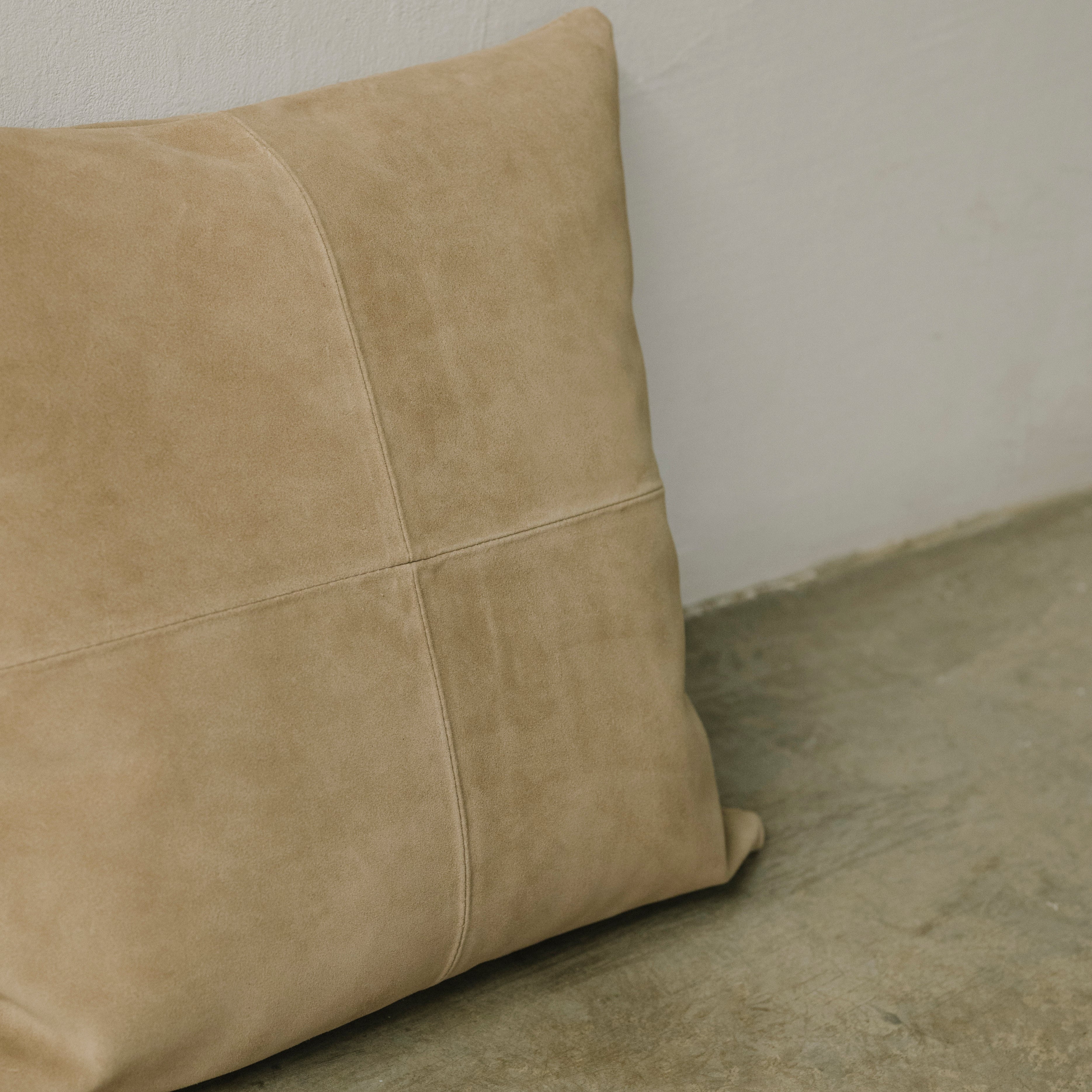 Cojin Novello Clásico 50*50