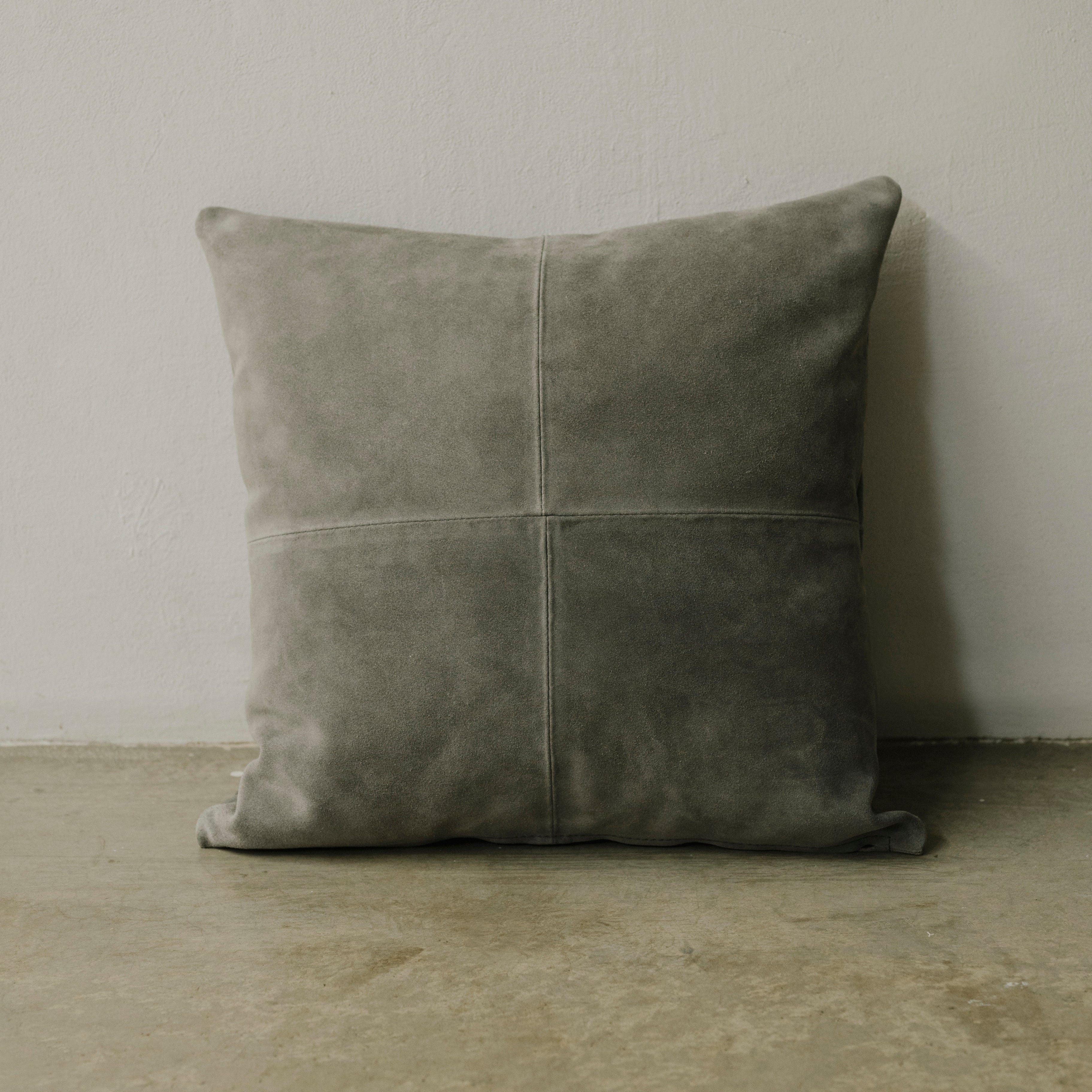 Cojin Novello Clásico 50*50