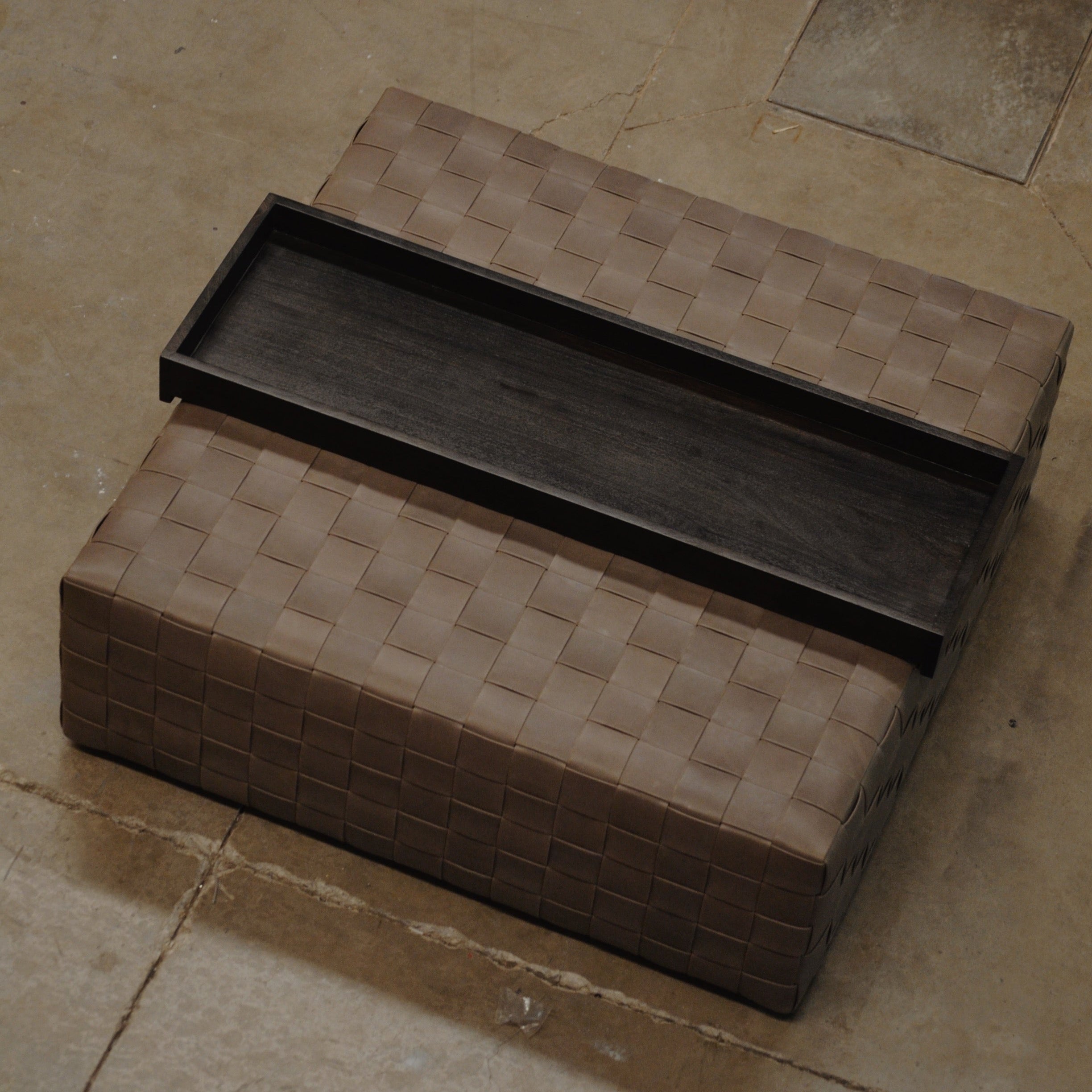 Taburete Trenzado Nah Sencillo Personalizado con Charola