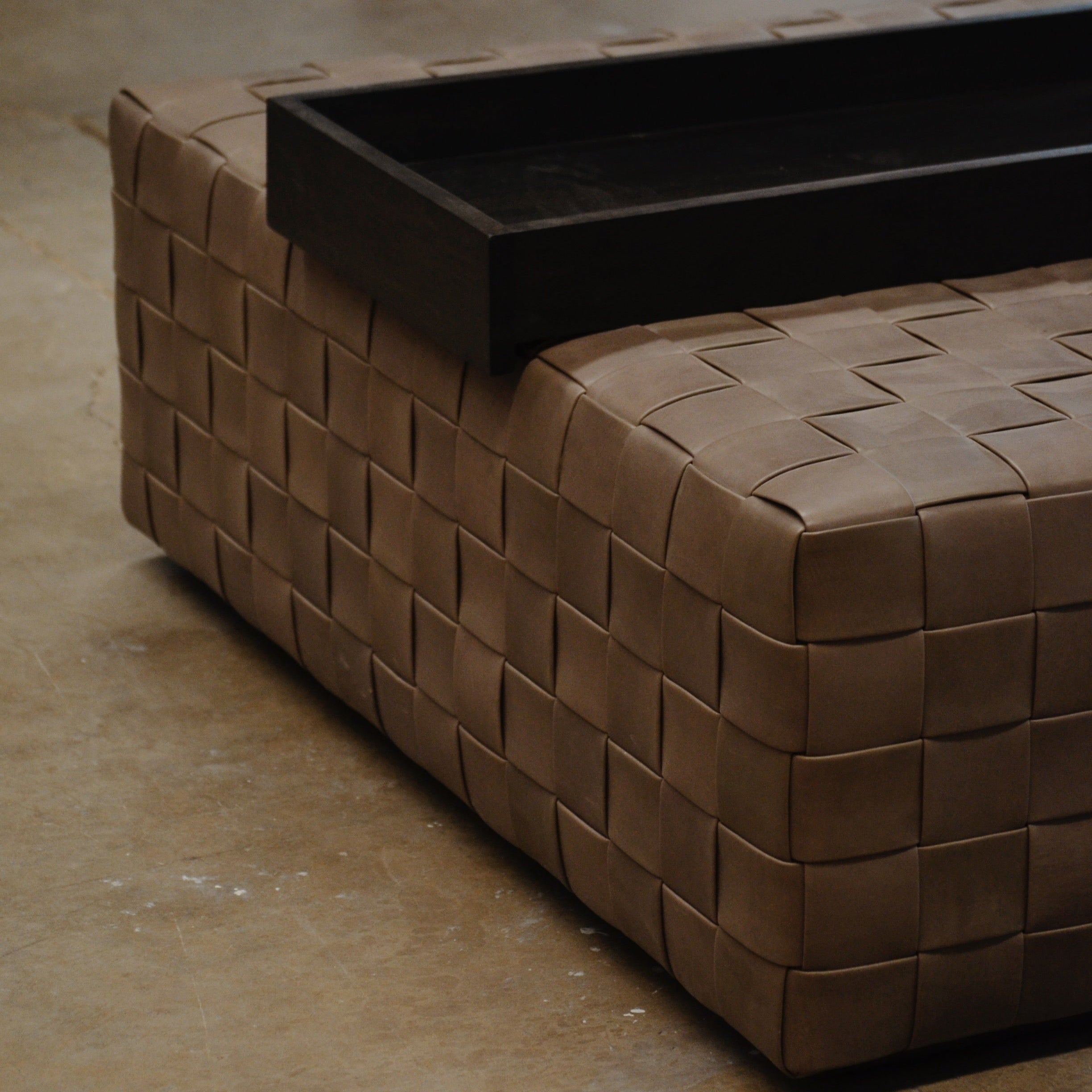 Taburete Trenzado Nah Sencillo Personalizado con Charola